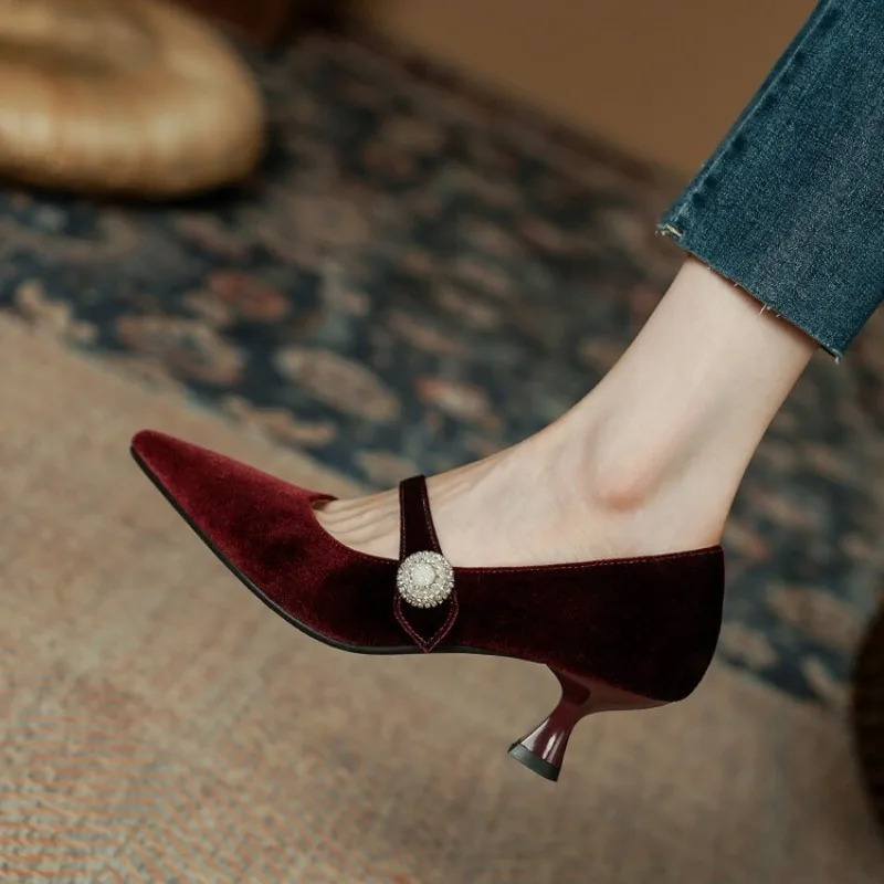 Boots - Vinho tinto apontou toe mary jane